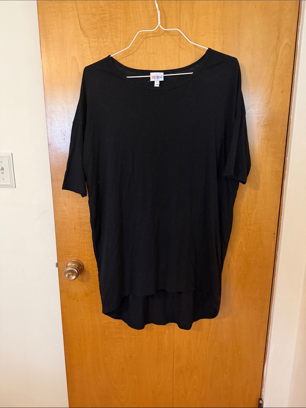 LuLaRoe Black Short Sleeve Relaxed Tee